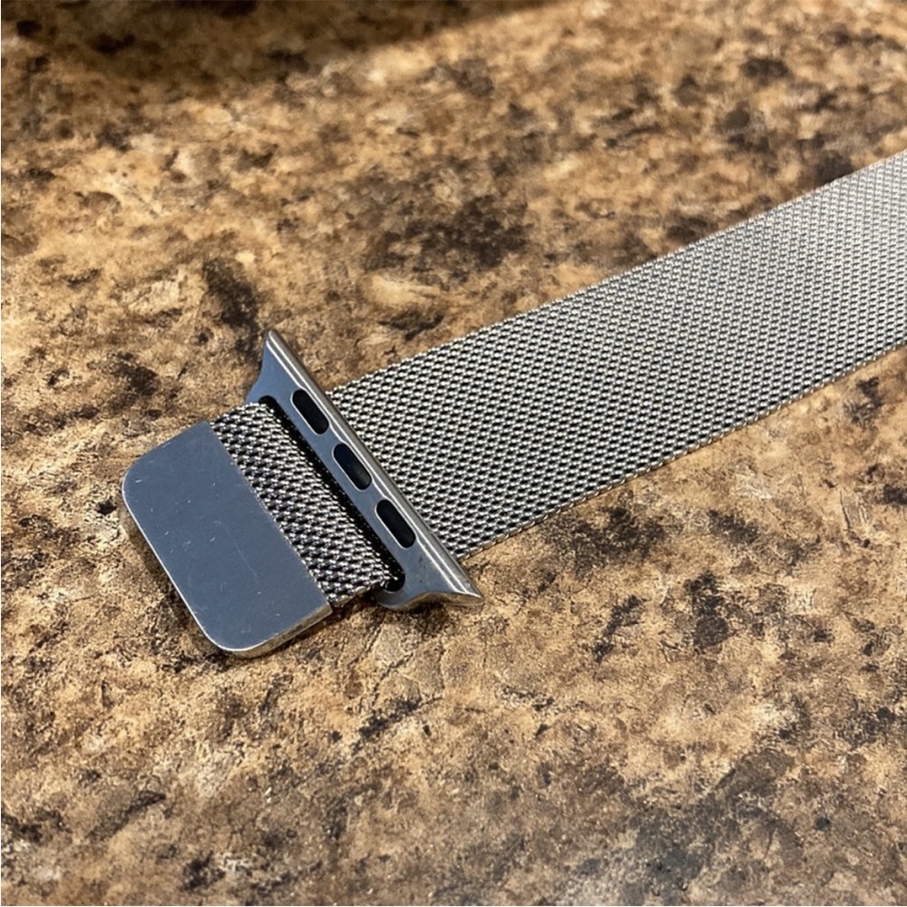 Apple Milanese watch band